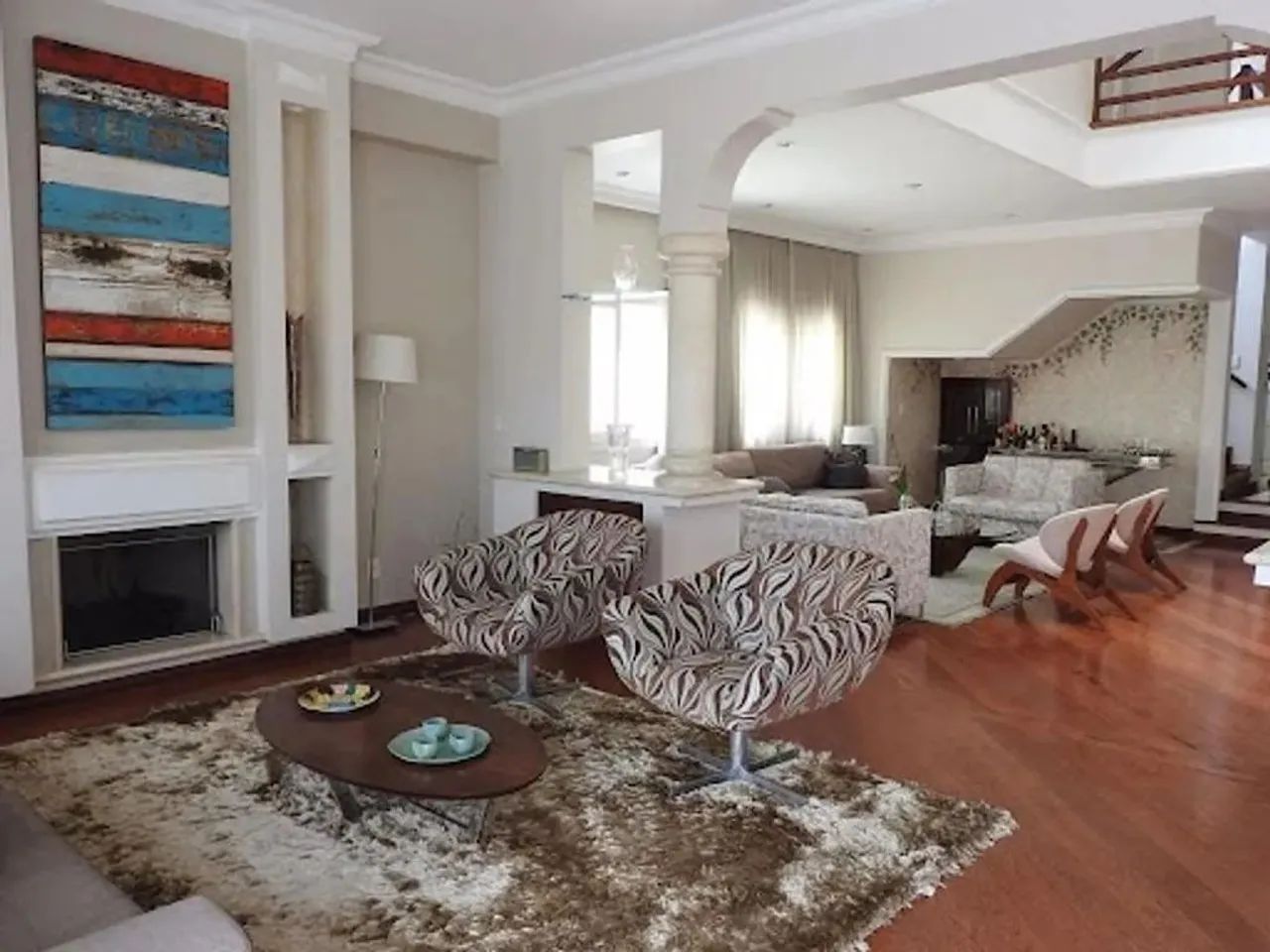 Casa à venda e para alugar em Santana de Parnaíba, Alphaville, com 4 suítes, com 560 m² - Foto 2