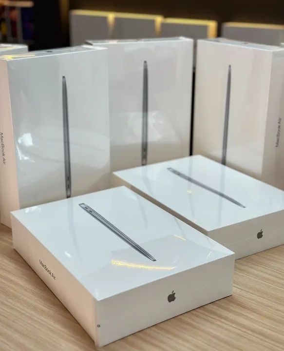 MacBook Air M1 Lacrado 8GB / 256 de armazenamento 