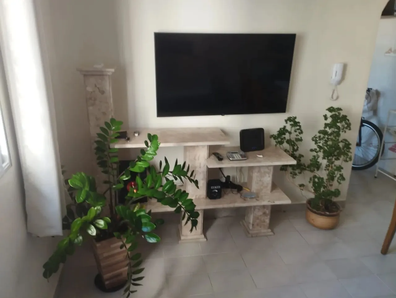 Apartamento à venda em Praia Grande-SP, bairro Ocian: 1 quarto, 1 sala, 1 banheiro, 1 vaga