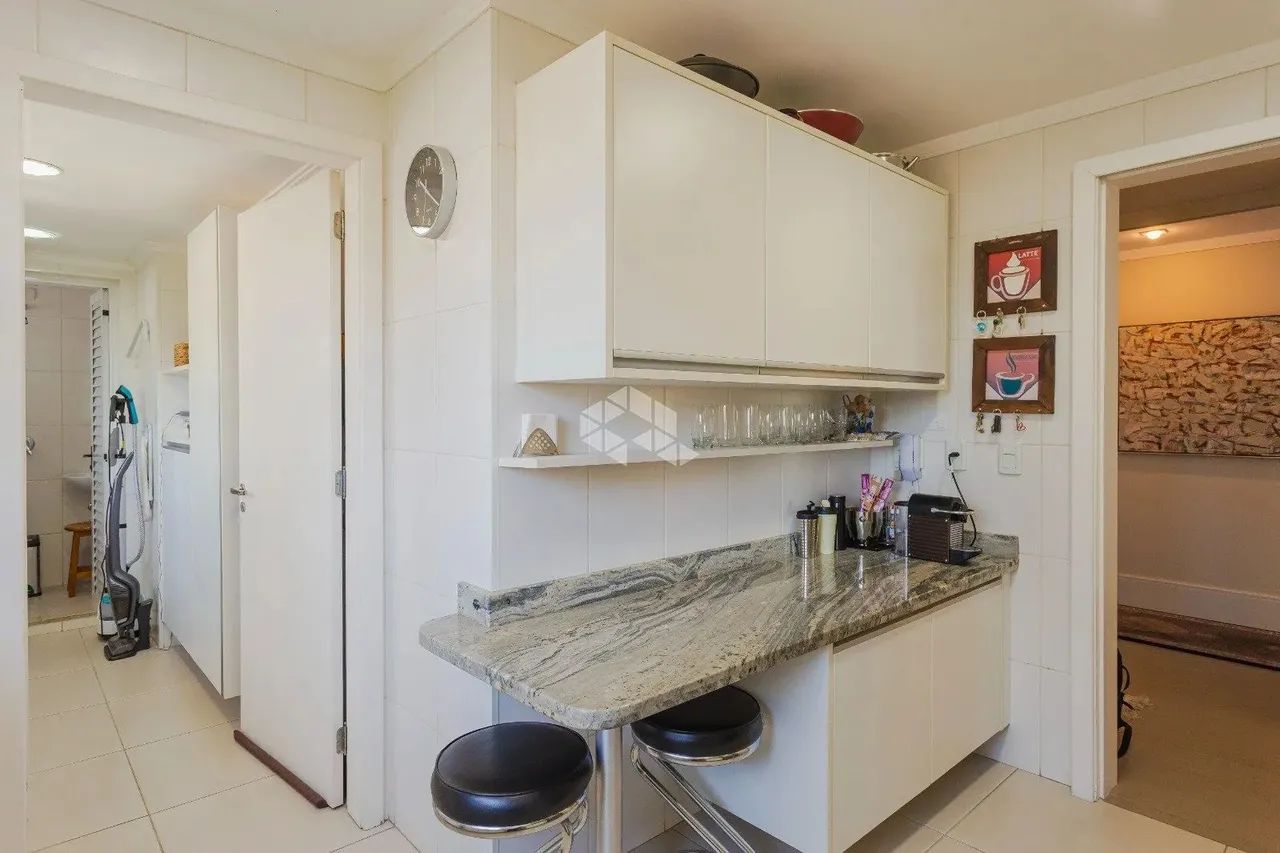 Apartamento para comprar no Três Figueiras com 3 suítes - Foto 14