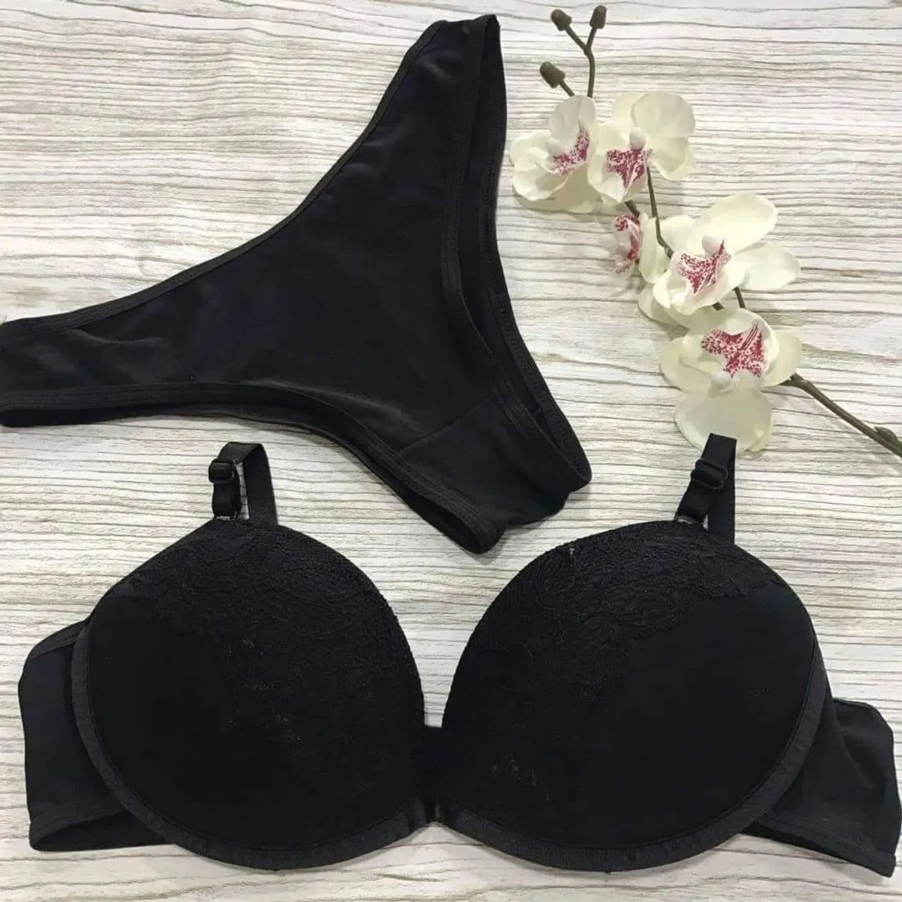 Moda íntima no atacado 