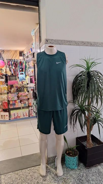 Conjunto da Nike masculino esportivo regata e bermuda 