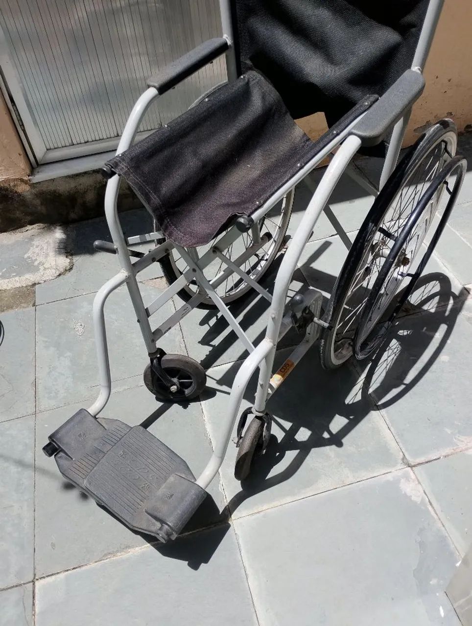 Cadeira de rodas  - Foto 2