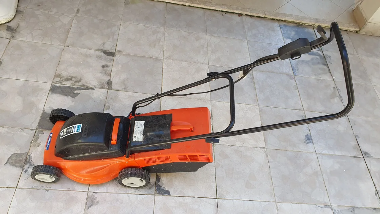 Cortador de Grama Tramontina CE35P 110v