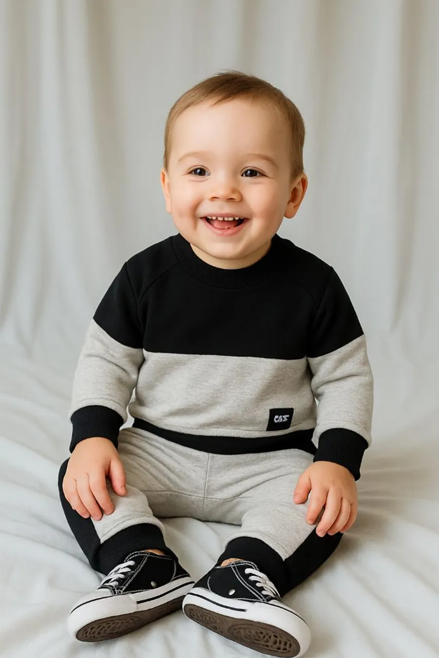 Conjunto de Moletom Masculino Infantil Tamanho 9 - 12 meses