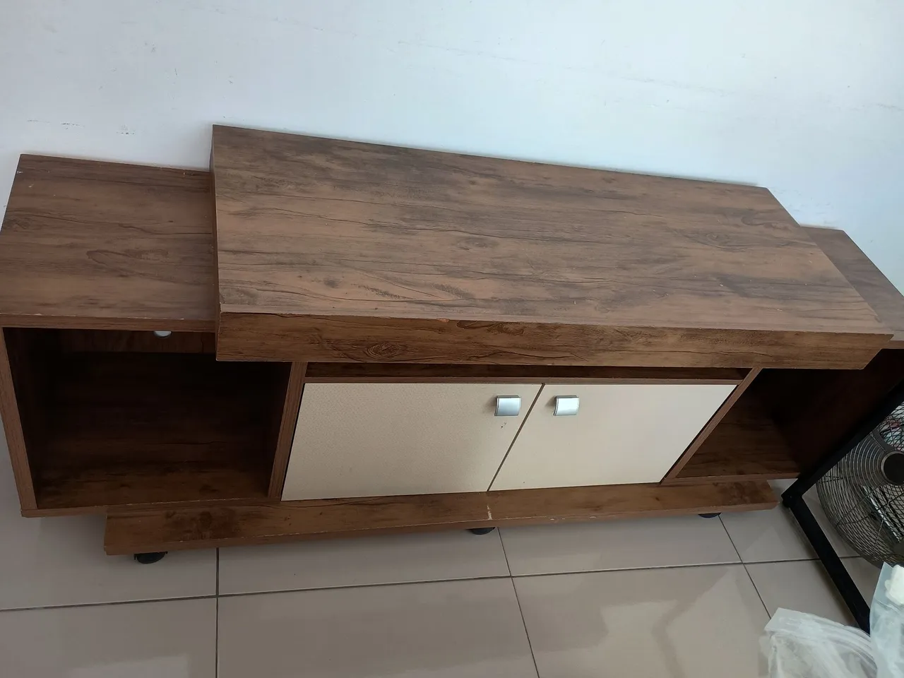 Móvel para TV moderno com design diferenciado