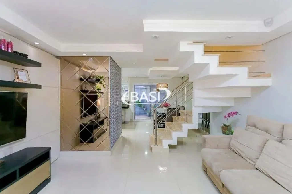 Casa de 3 Quartos á Venda no Barreirinha