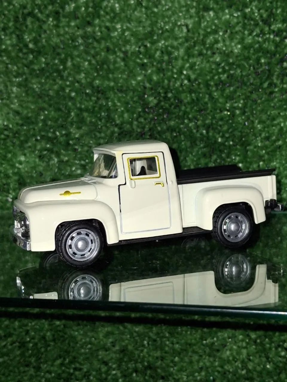 Miniatura Ford F-100