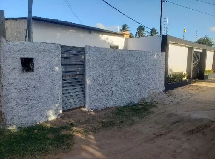 Alugo casa no Robalo Aracaju,  isento de pagar água e energia.