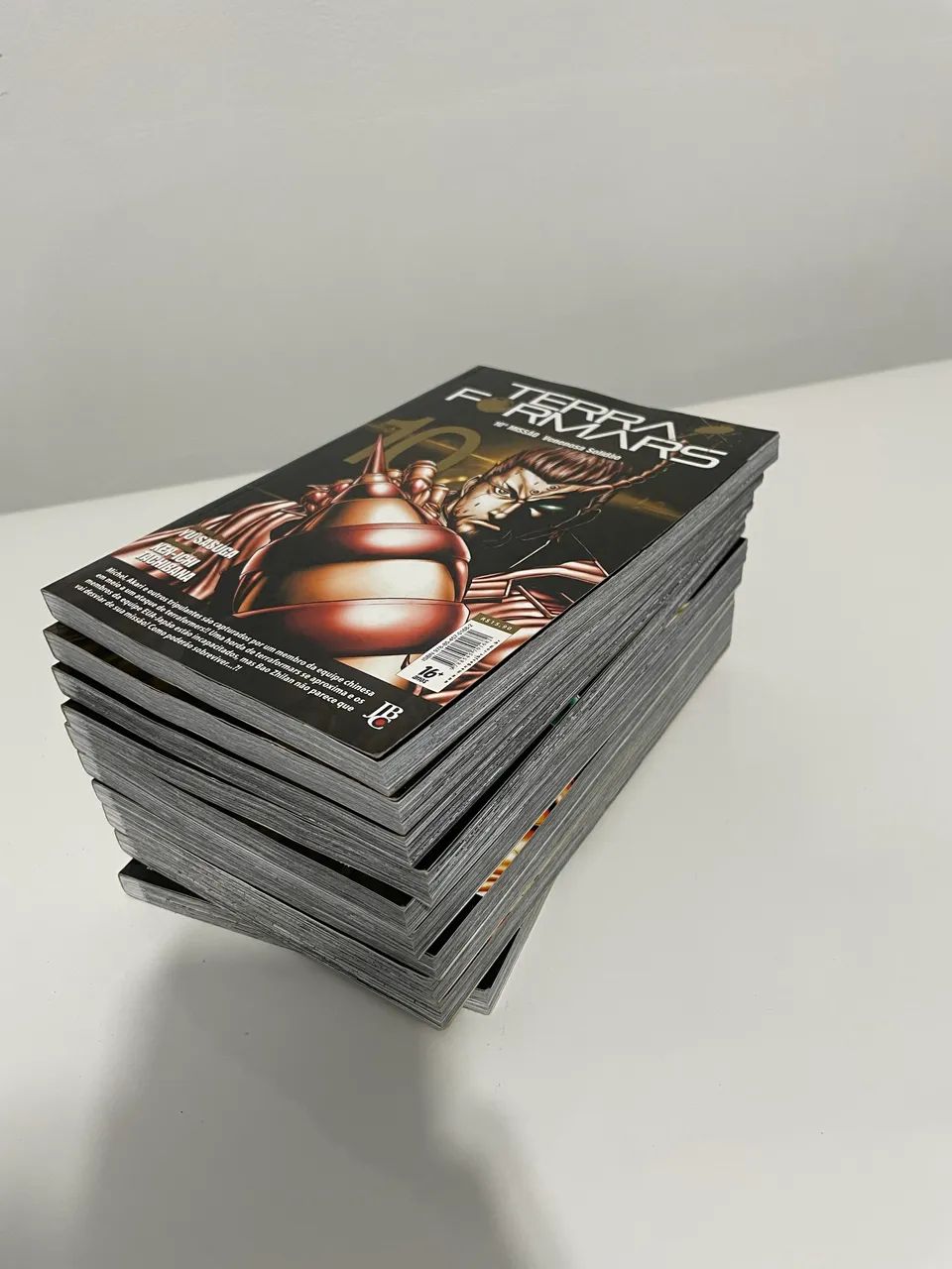 Mangás Terraformars 10 volumes 