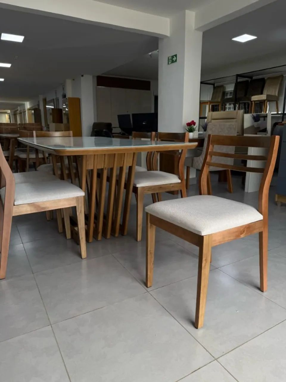 MESA ELENA + CADEIRAS FABRICIA **NOVANA CAIXA** - Foto 5