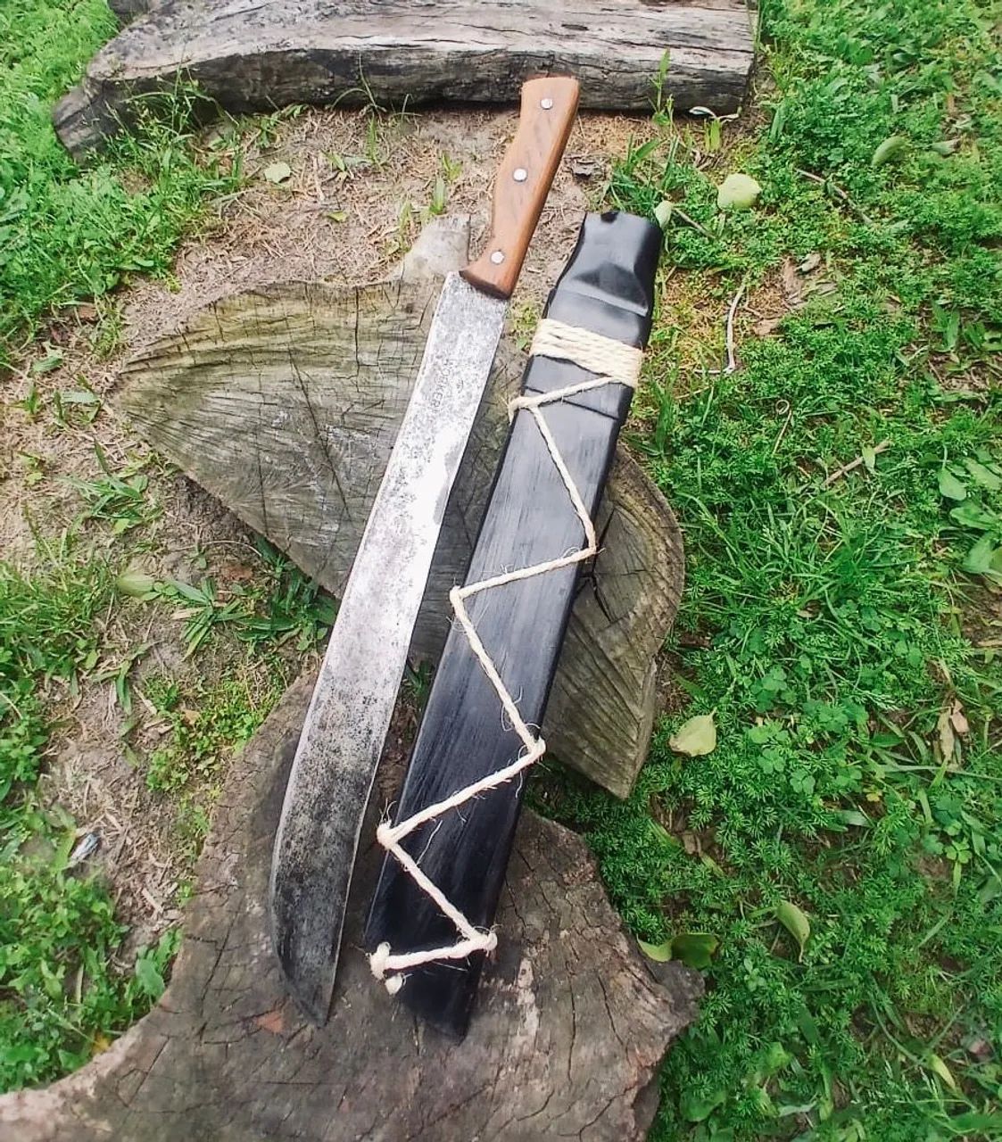 Facão Corta Mato Worker Aço Carbono C/ Bainha Cabo Em Grápia