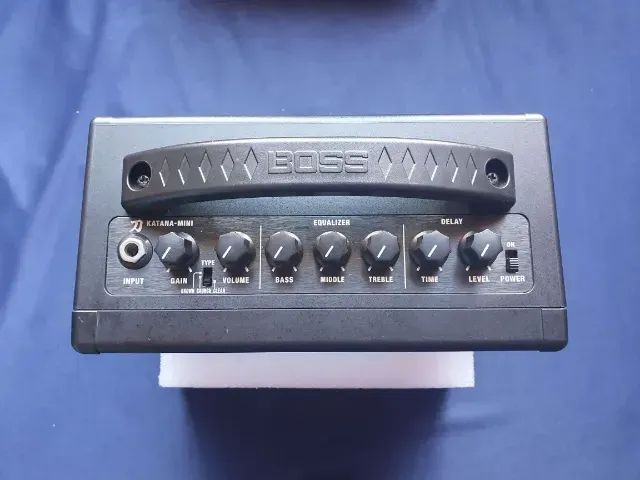 Amplificador para Guitarra Boss Katana Mini - Foto 2