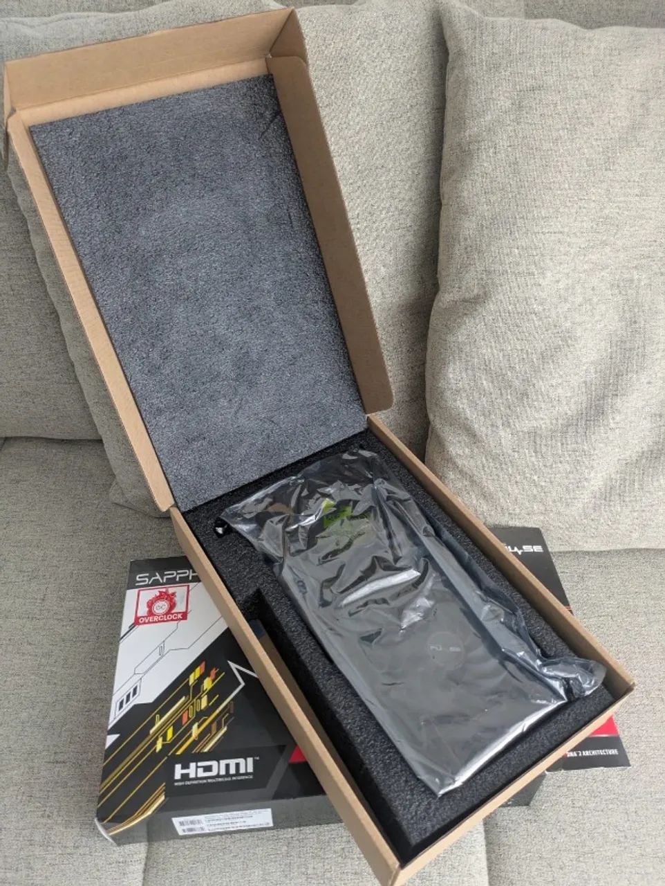 Placa de Vídeo AMD Sapphire 6700xt - Foto 5