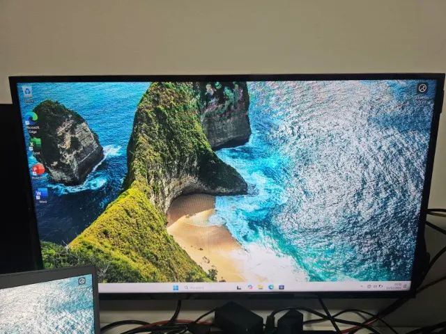 Monitor Profissional Samsung LED 32" DB32E LH32DBEPLGV/ZD