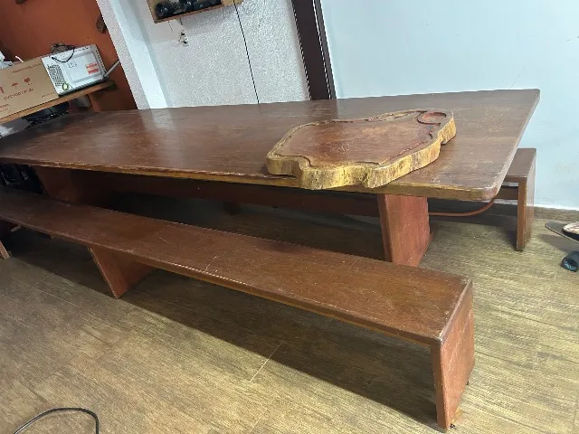 Mesa de madeira angelim 4 metros com bancos