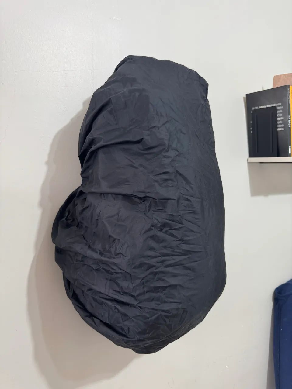 Mochila impermeável trilha camping reforçada 70 litros Laranja - Foto 5