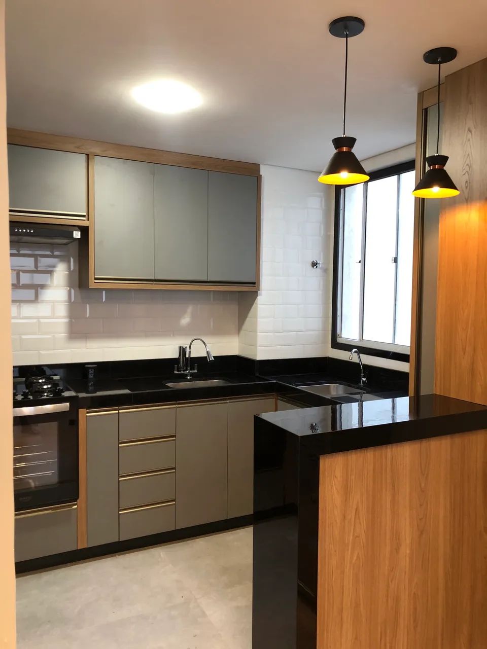 TROCO SERVIÇOS DE ALTO PADRÃO EM REFORMA POR CARRO OU MOTO 