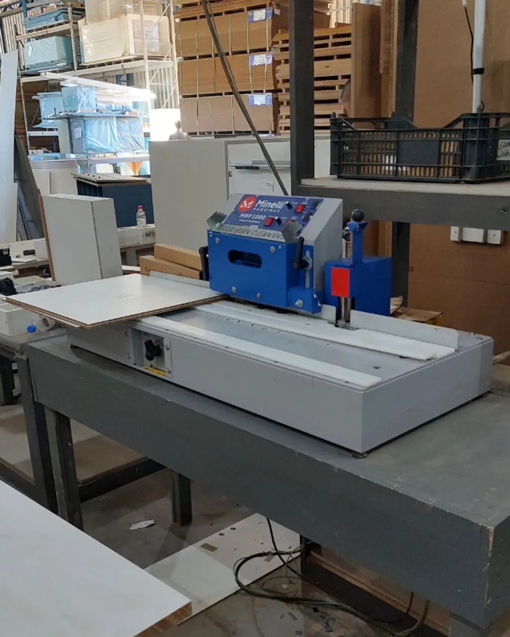 Refiladora de Bordas Minelli MRF1000