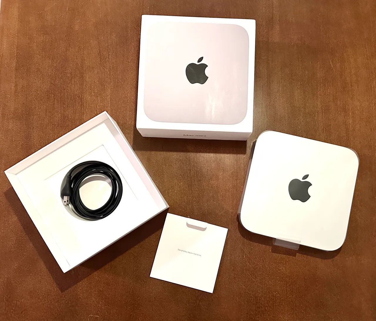 Apple Mac Mini M2 - 8GB RAM - 256GB SSD - Muito Novo