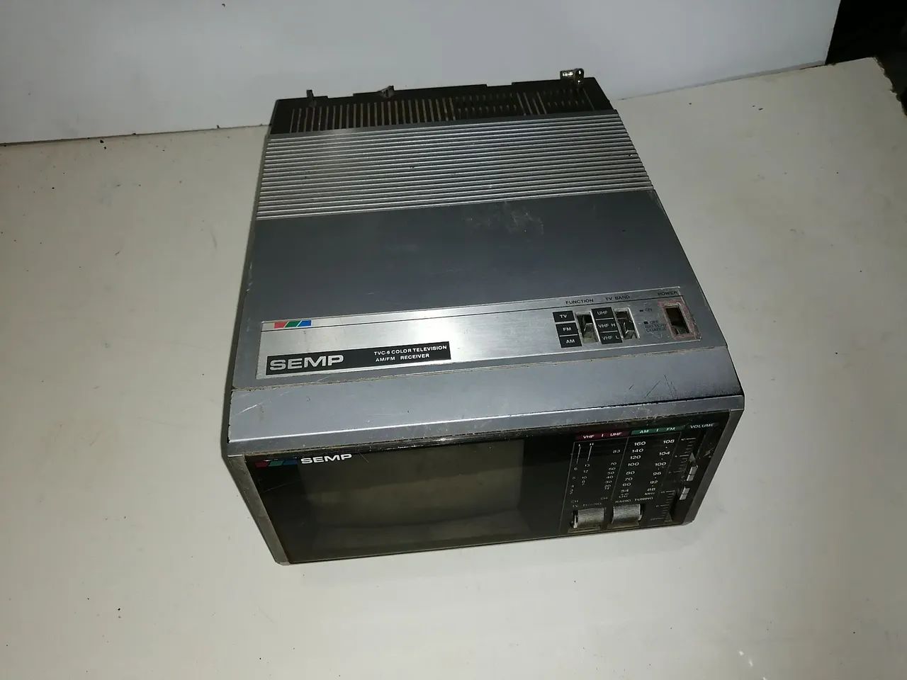 TV Semp Vintage 770, defeito, ler  - Foto 2