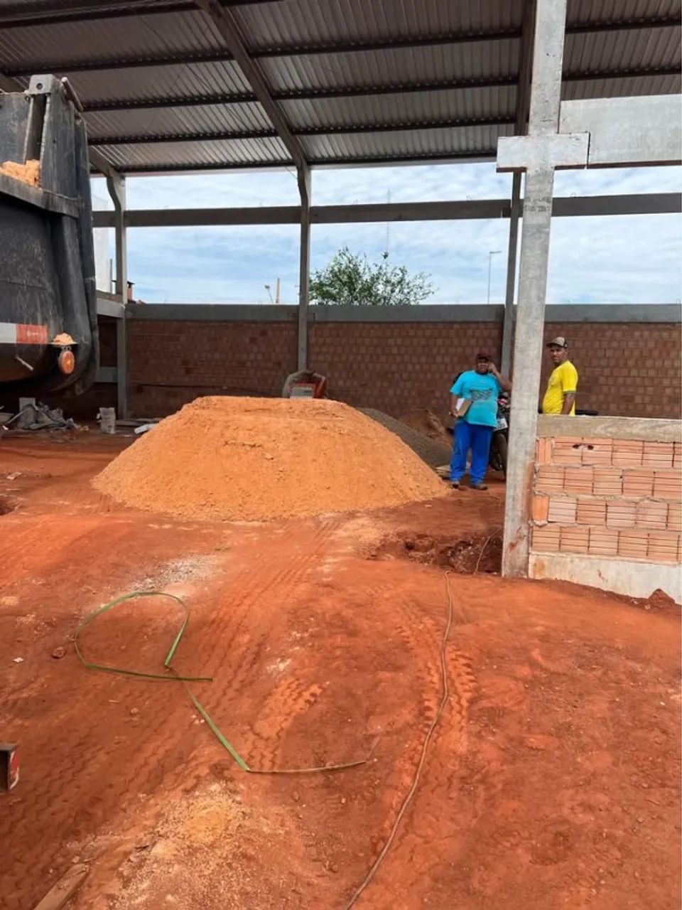 ? Materiais para Construção - Caminhão 5m³ com Melhor Preço - Foto 2