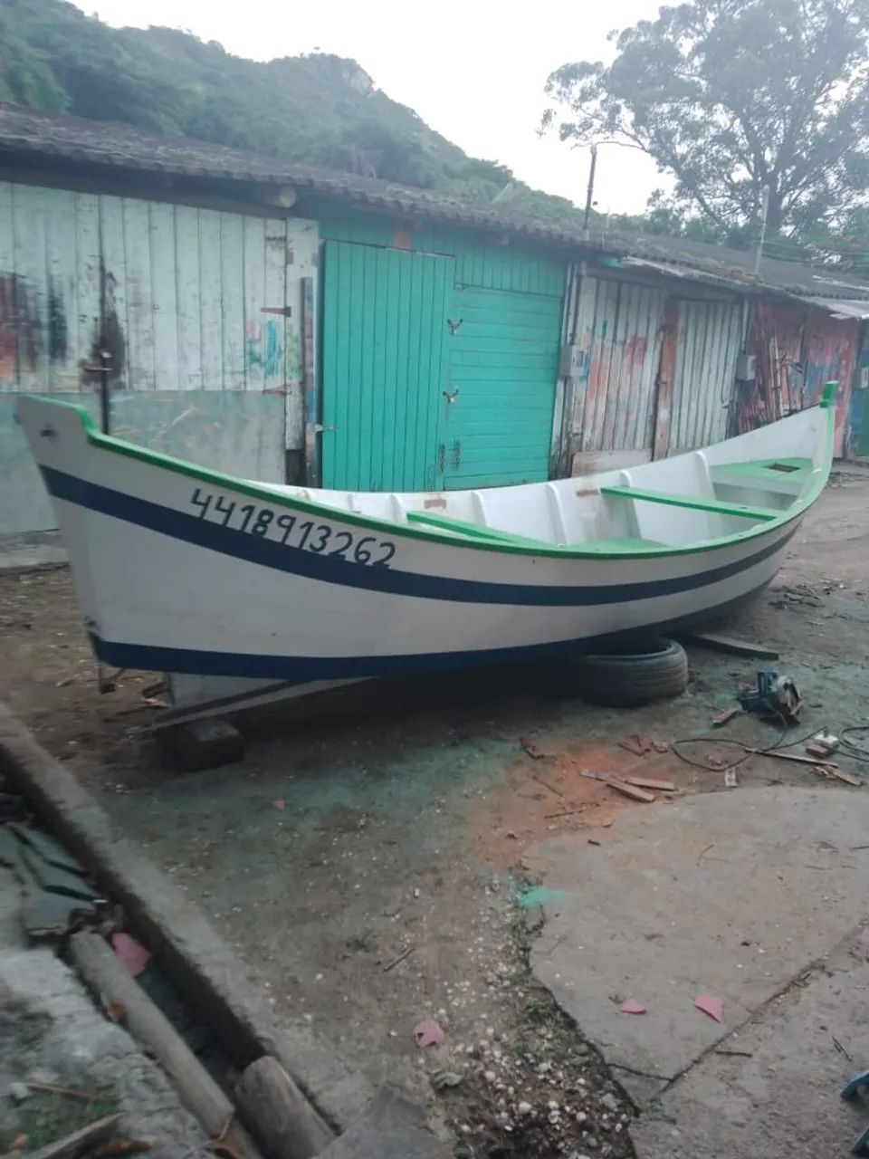 Barco64315479914114125