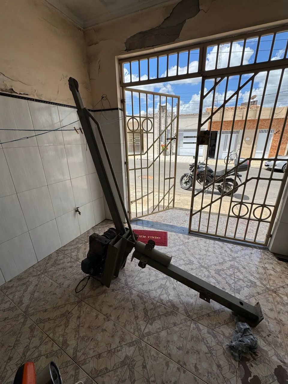 Mini grua guindaste de 300kg 30m - Foto 3
