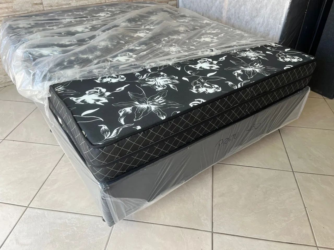 Cama box casal de espuma 100% 1.88x1.38 - Foto 2