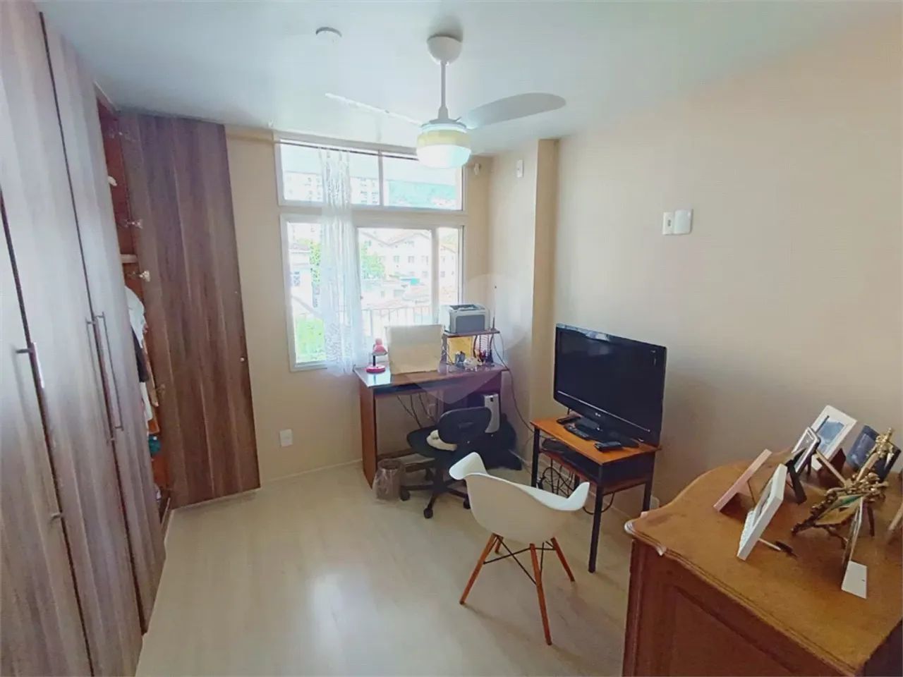 Apartamento para venda possui 95 metros quadrados com 2 quartos em Grajaú - Rio de Janeiro - Foto 8