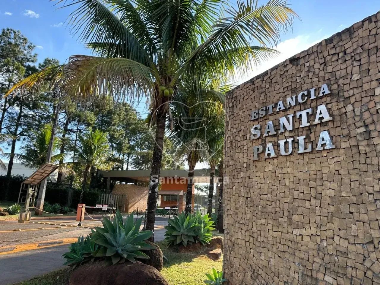 Casa em condomínio com 243,59m² privativos para venda em Cambé - Foto 2