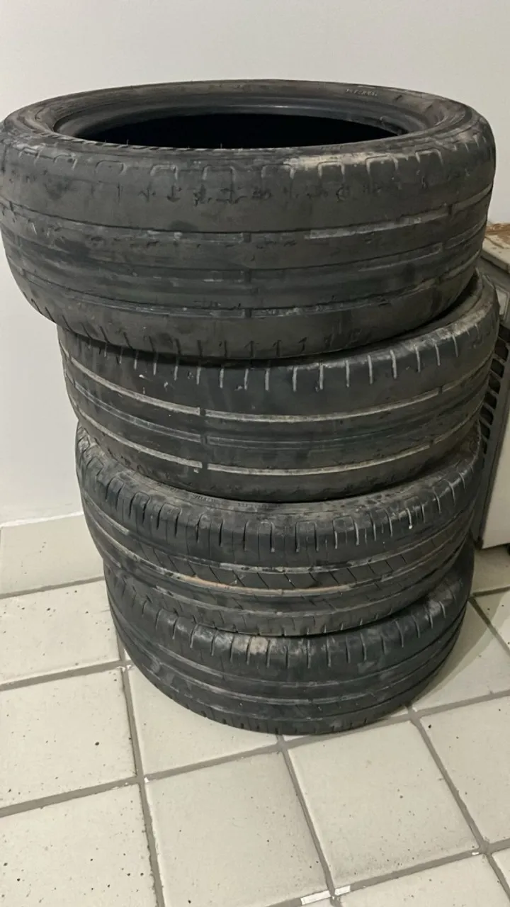 4 Pneus Good Year R16/195/55