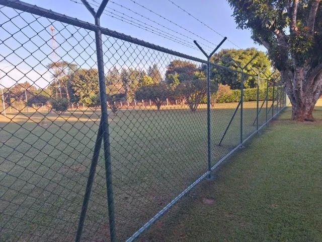 Alambrados para Residências, Chácaras, Terrenos e Empresas - Instalação Rápida - Foto 5