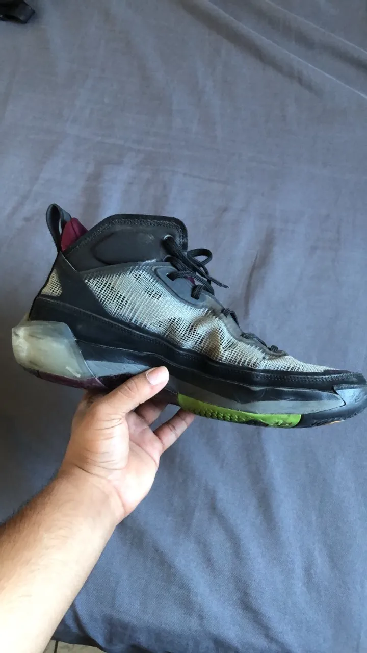 Air Jordan 37 "Raptors" Tam. [42] | Pura Impulsão e Amortecimento | Usado