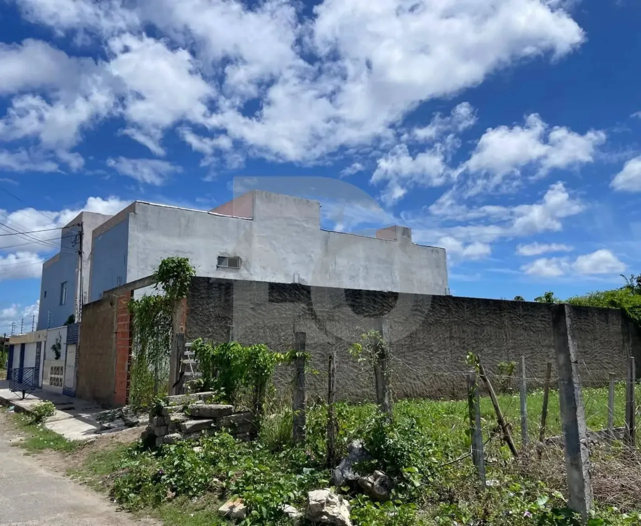Terreno no Bairro Eduardo Gomes com 198m²