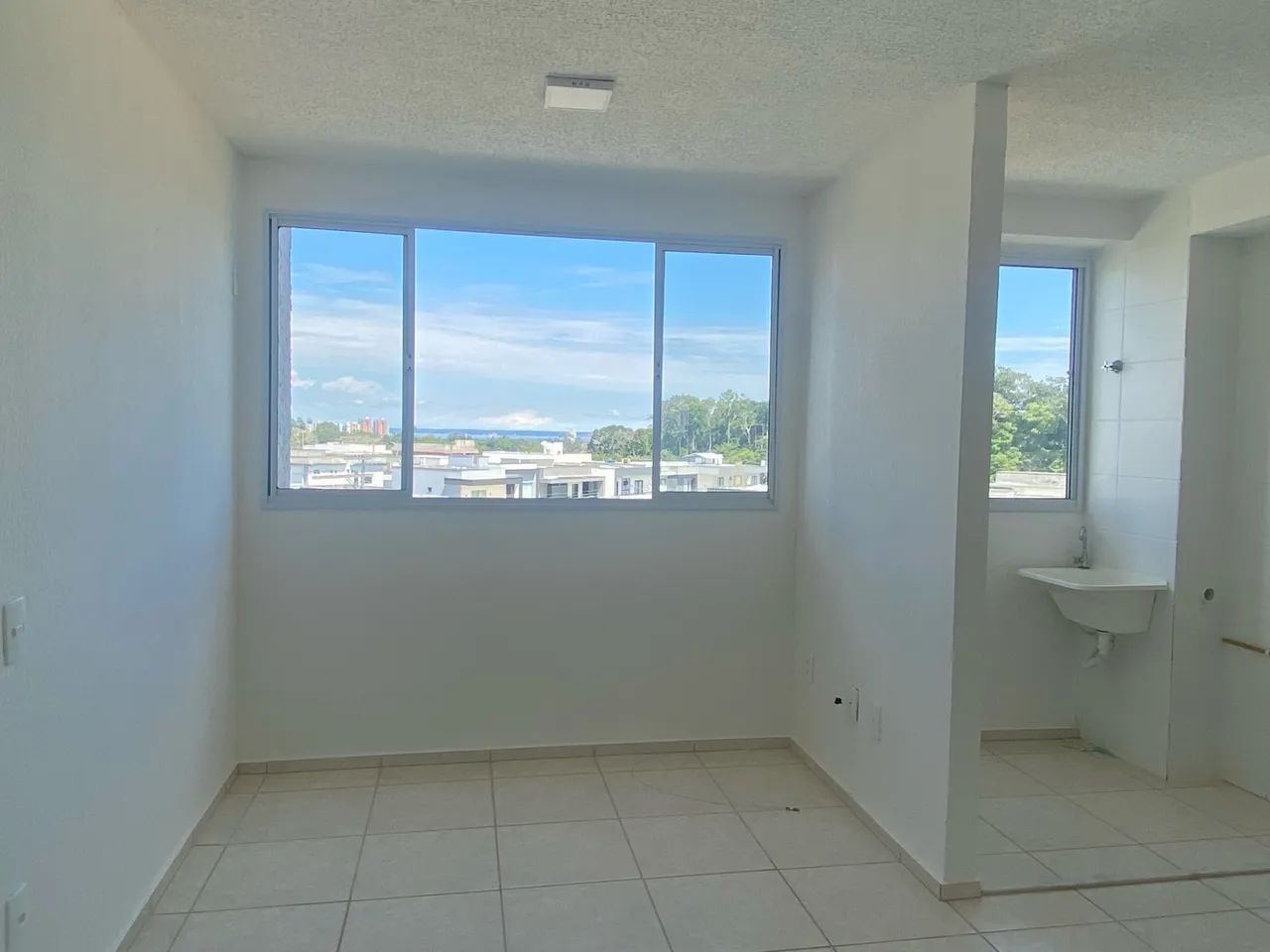 Alugo Apartamento-R$1.250- Condomínio Conquista Marinas 
