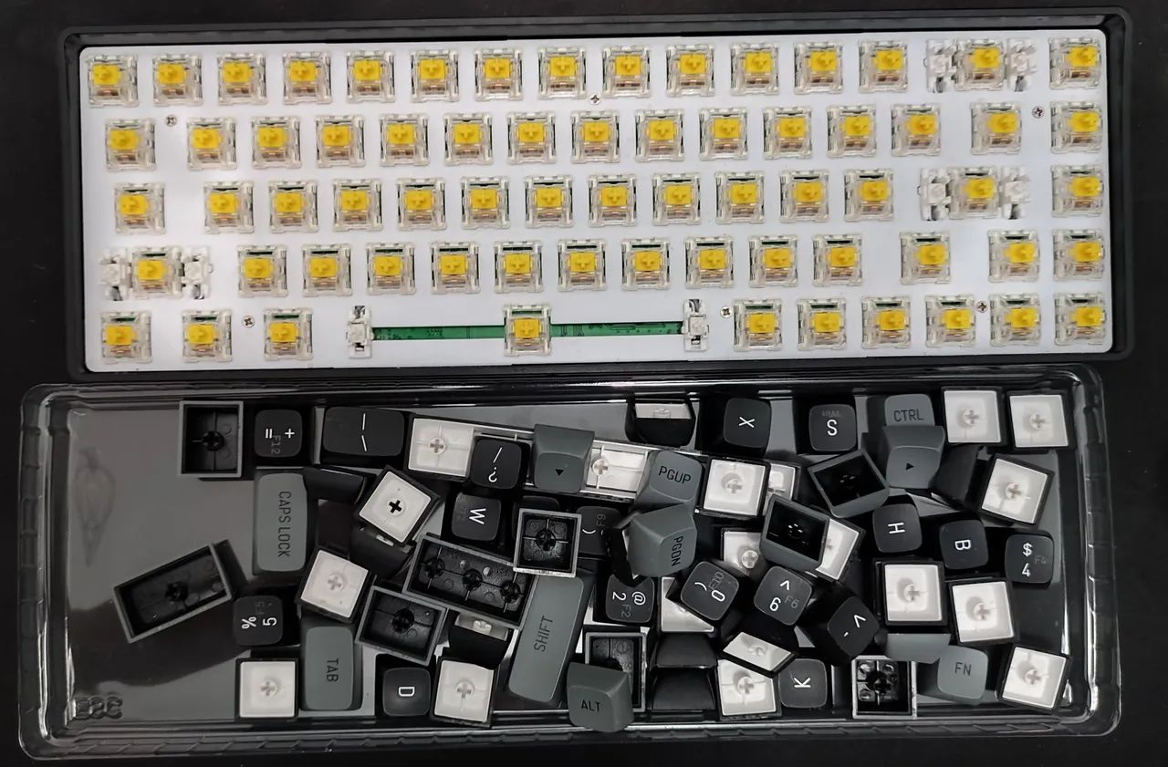 Teclado Mecânico 60% - Layout Compacto e Design Moderno - Foto 4