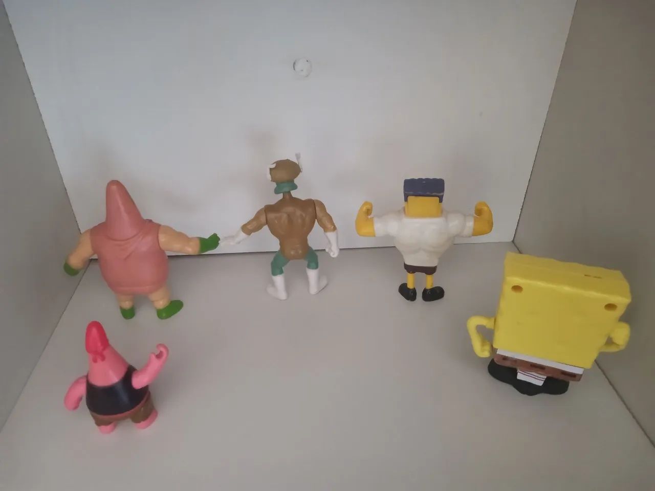 5 Bonecos da turma do Bob Esponja - Foto 4