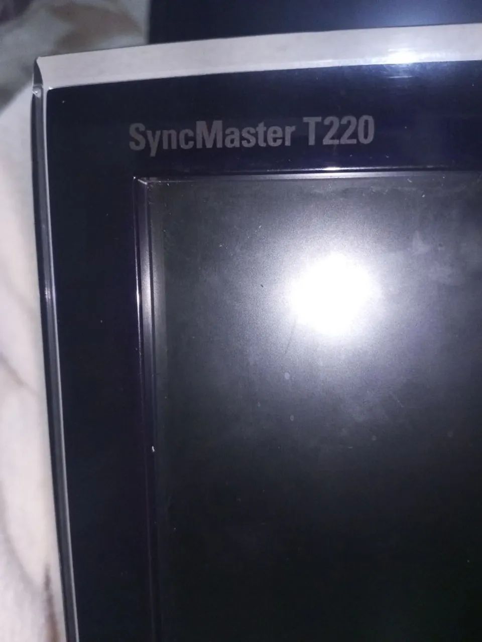 Monitor Samsung t 220 - Foto 4