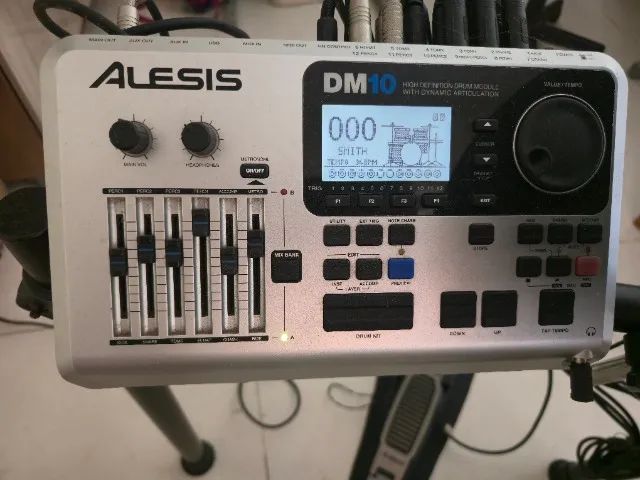Bateria Eletrônica Alesis DM10 - Foto 2