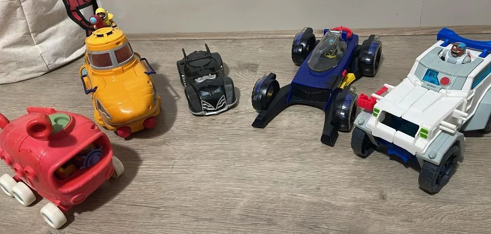 Lote ou avulso Brinquedos Imaginext - Batman / Bob Esponja / Jovens Titãs e outros