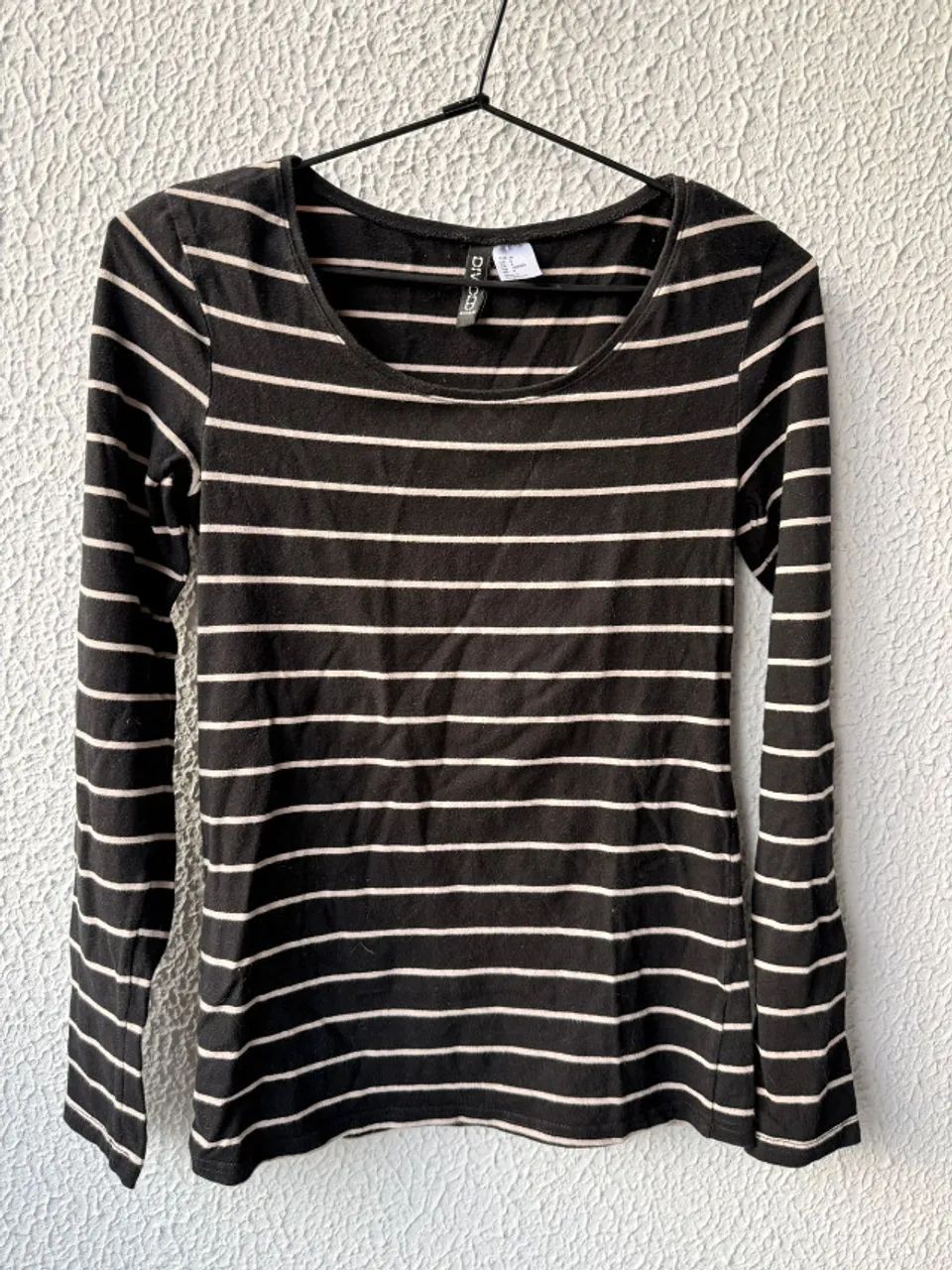 Blusa H&M Divided, manga longa