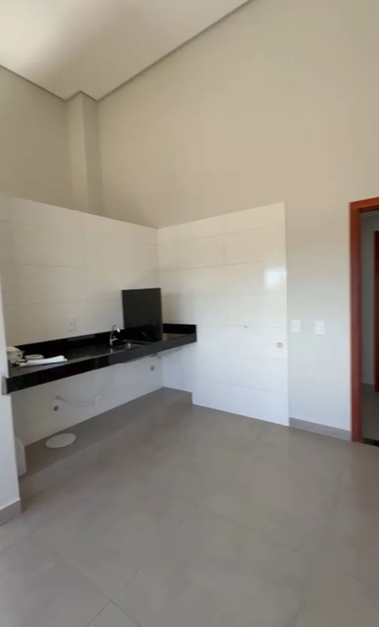 Prédio com 12 flats com banheiro - plano diretor Sul - Foto 5