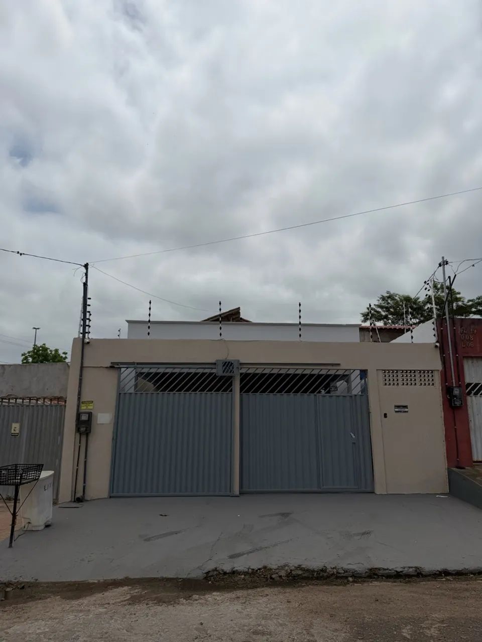 ALUGO BELA, CONFORTÁVEL E SUPER BEM LOCALIZADA EM MARABÁ 