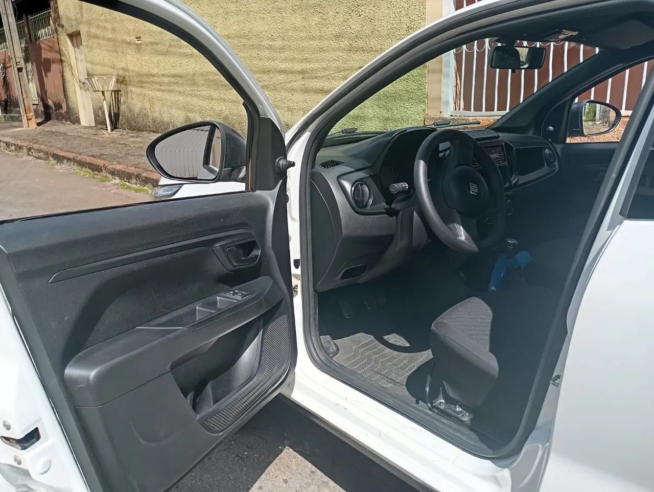 Fiat Strada Endurance 1.4 Flex 8V CS Plus 2023 - Foto 5