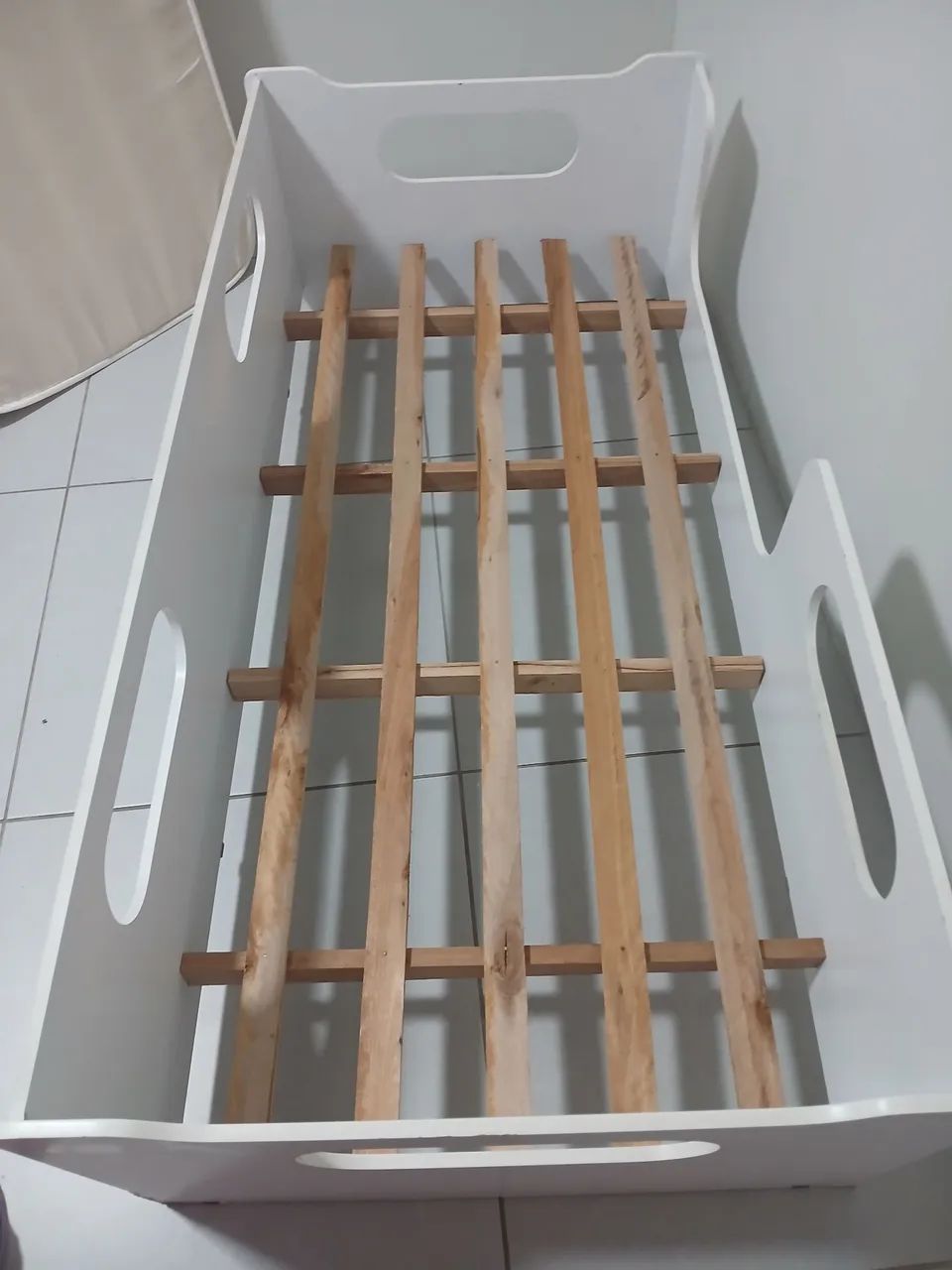 Mini cama com colchão 