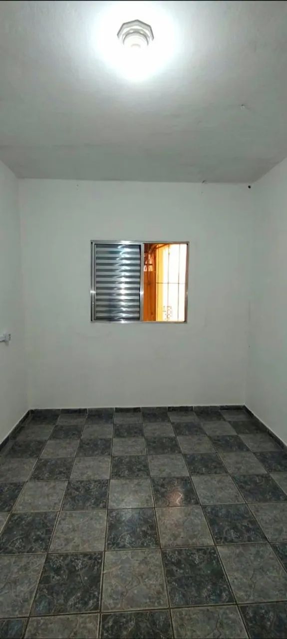 Casa Jardim Maia próximo a estação de trem JD HELENA 