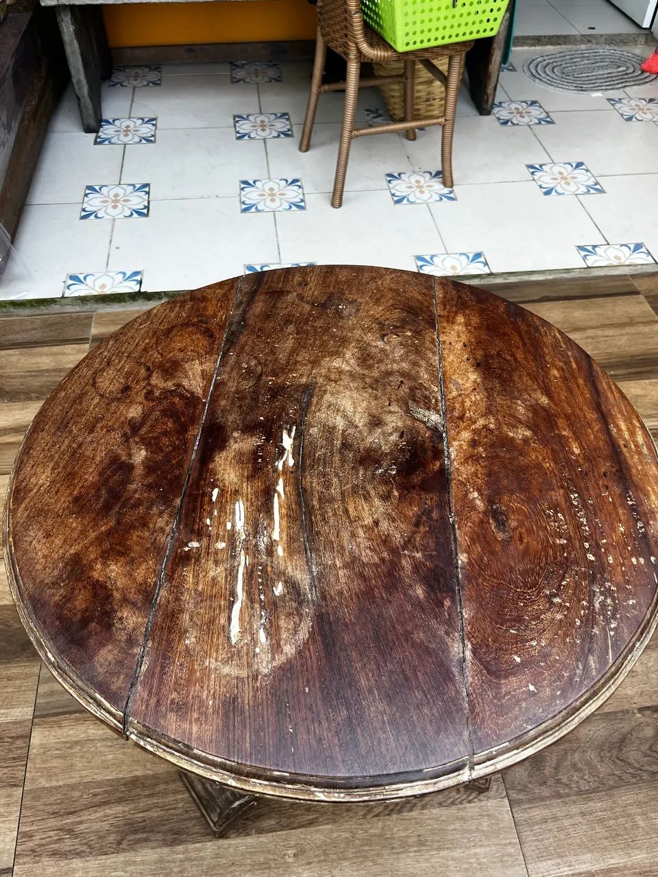 Mesa madeira maciça c/ base torneada