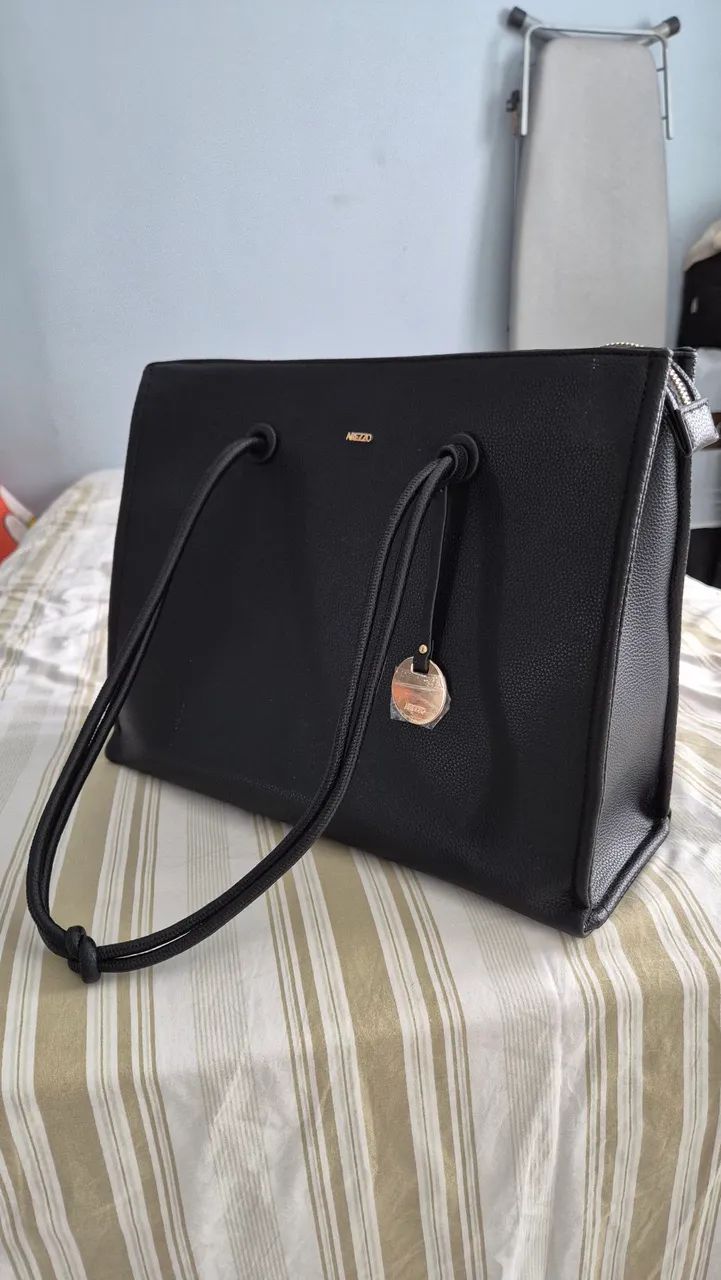 Bolsa de Couro AREZZO  - Foto 4