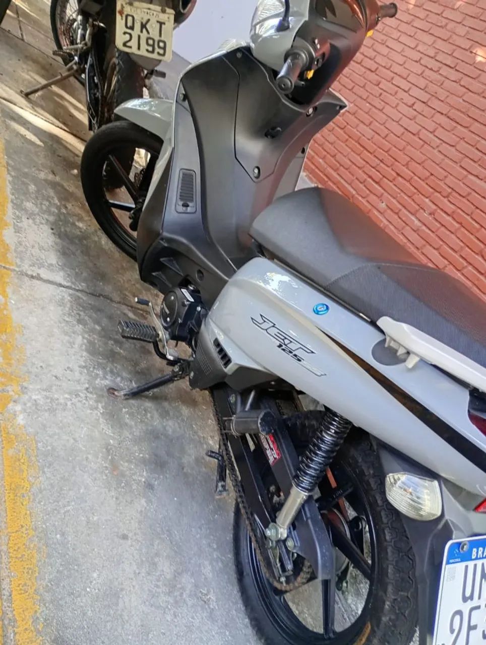 Moto shyneray Jet